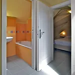 Della Maria 4*