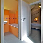 Della Maria 4*