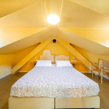 Della Maria Frühstückspension 4*